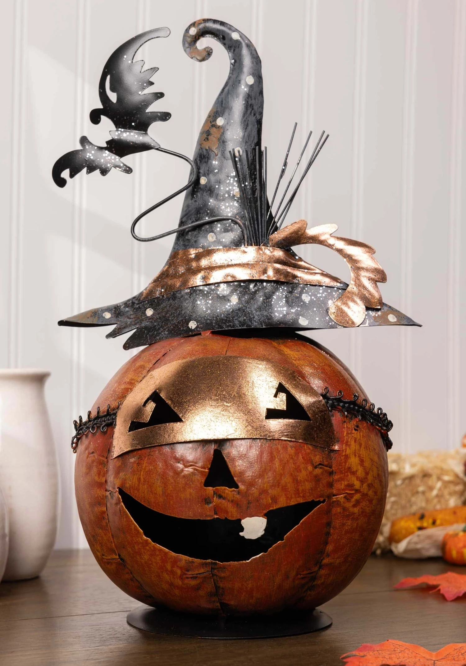 13-Inch Metal Jack O Lantern With Witch Hat And Bat Decoration 1 13-Inch Metal Jack O Lantern With Witch Hat And Bat Decoration