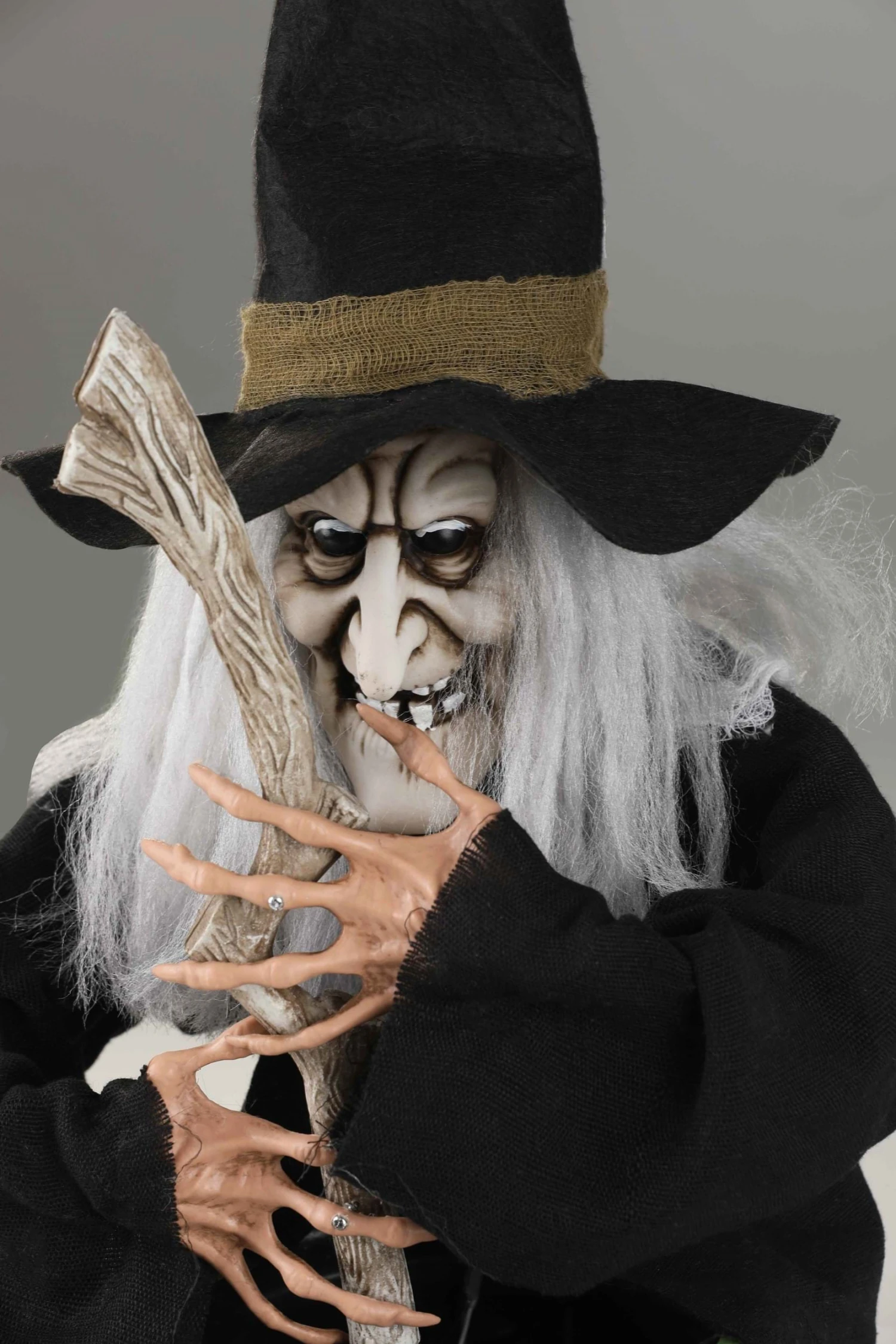 17" Brewing Witch With Black Cauldron Decoration 2 17" Brewing Witch With Black Cauldron Decoration - Image 2