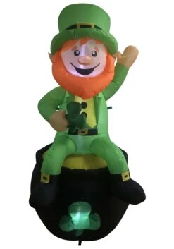 5FT Tall Sitting Leprechaun Inflatable Decoration -Halloween Decoration Store 5ft tall large sitting leprechaun inflatable decor alt 6