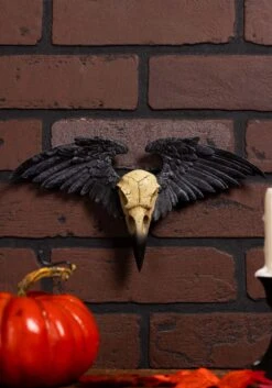 Ravenger Raven Skull Wall Decoration