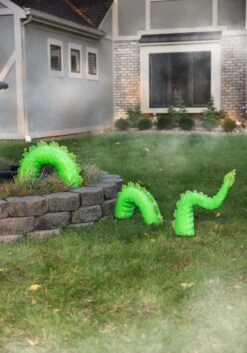 Resin Dragon Tail Yard Halloween Decoration