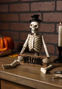 17-Inch Resin Skeleton Man Shelf Sitter With Welcome Sign Decoration