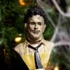 TRICK OR TREAT STUDIOS Texas Chainsaw Massacre Leatherface Ornament